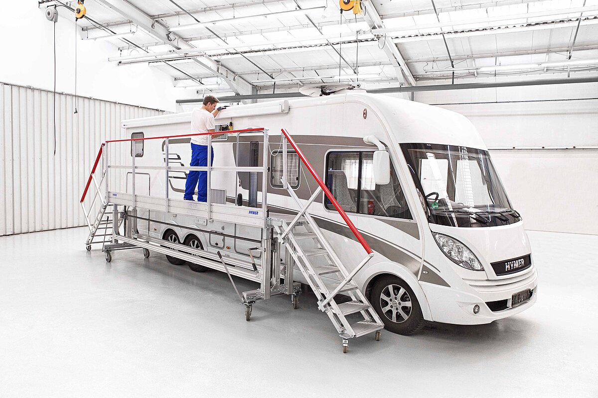 csm Arbeitsbuehne Hymer Caravan a2008636f2